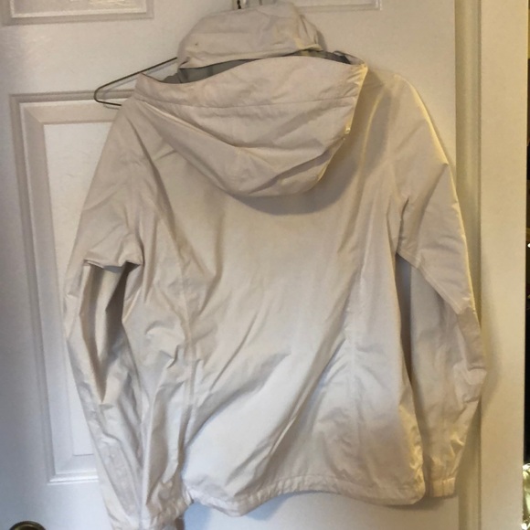 North face rain jacket - Picture 2 of 2